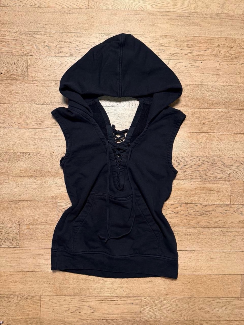 Y2K Grunge Black Lace-Up Hoodie Sleeveless Top